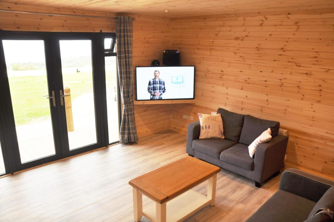 Foyle View Cabin Greencastle  Eksteriør billede
